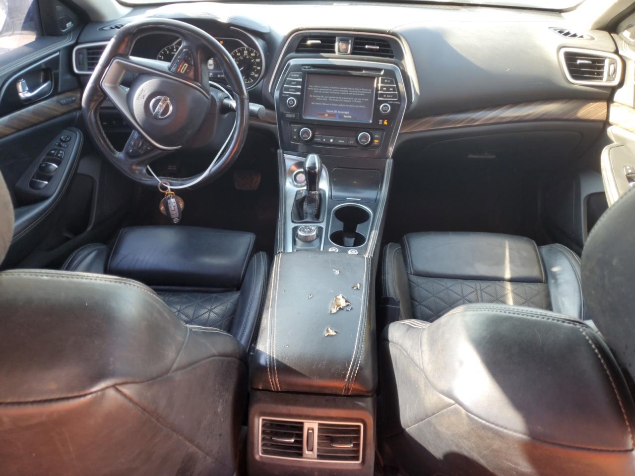 2017 NISSAN Maxima