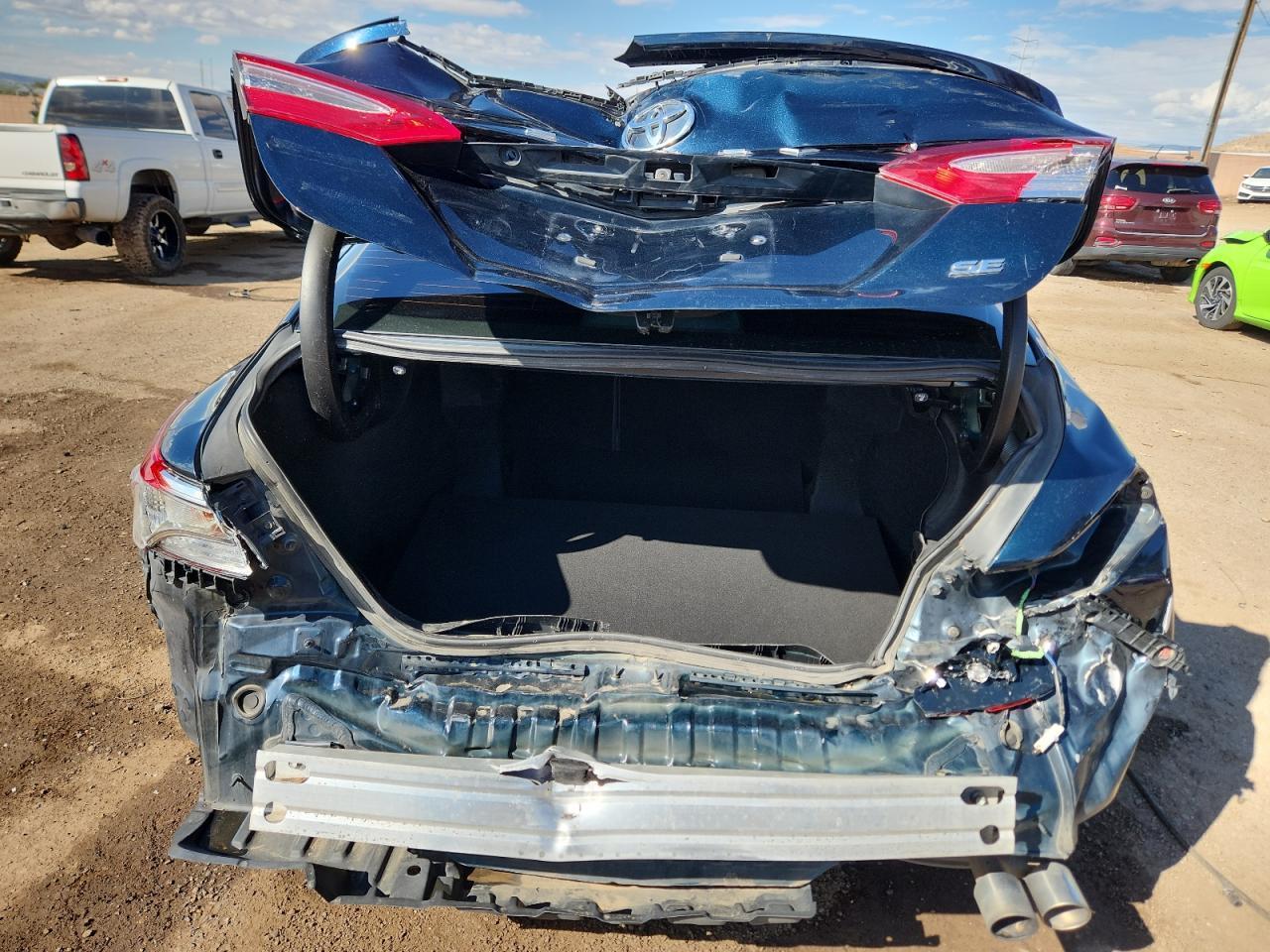 2019 TOYOTA CAMRY
