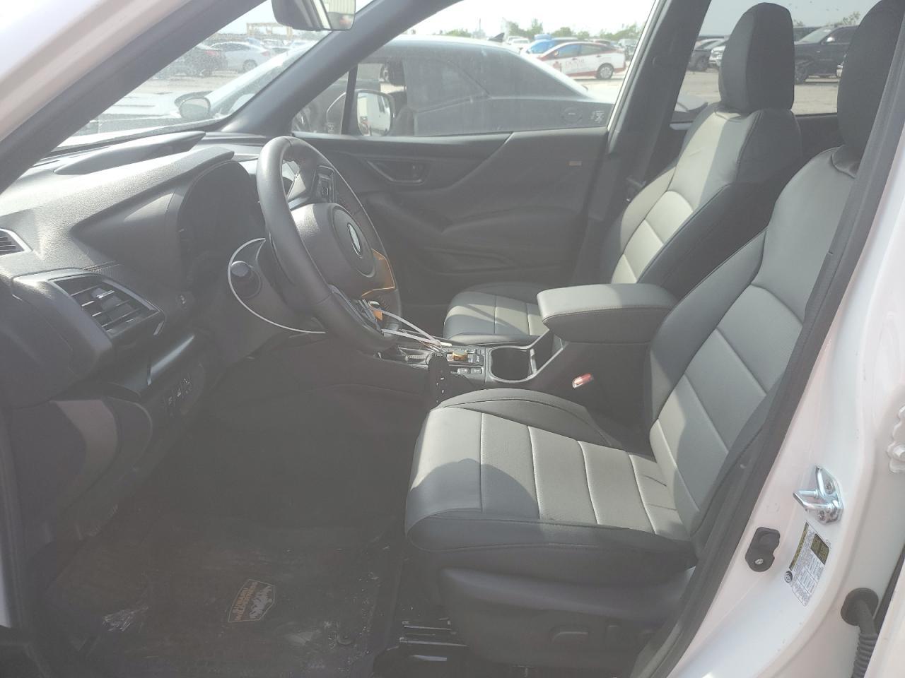 2024 SUBARU FORESTER