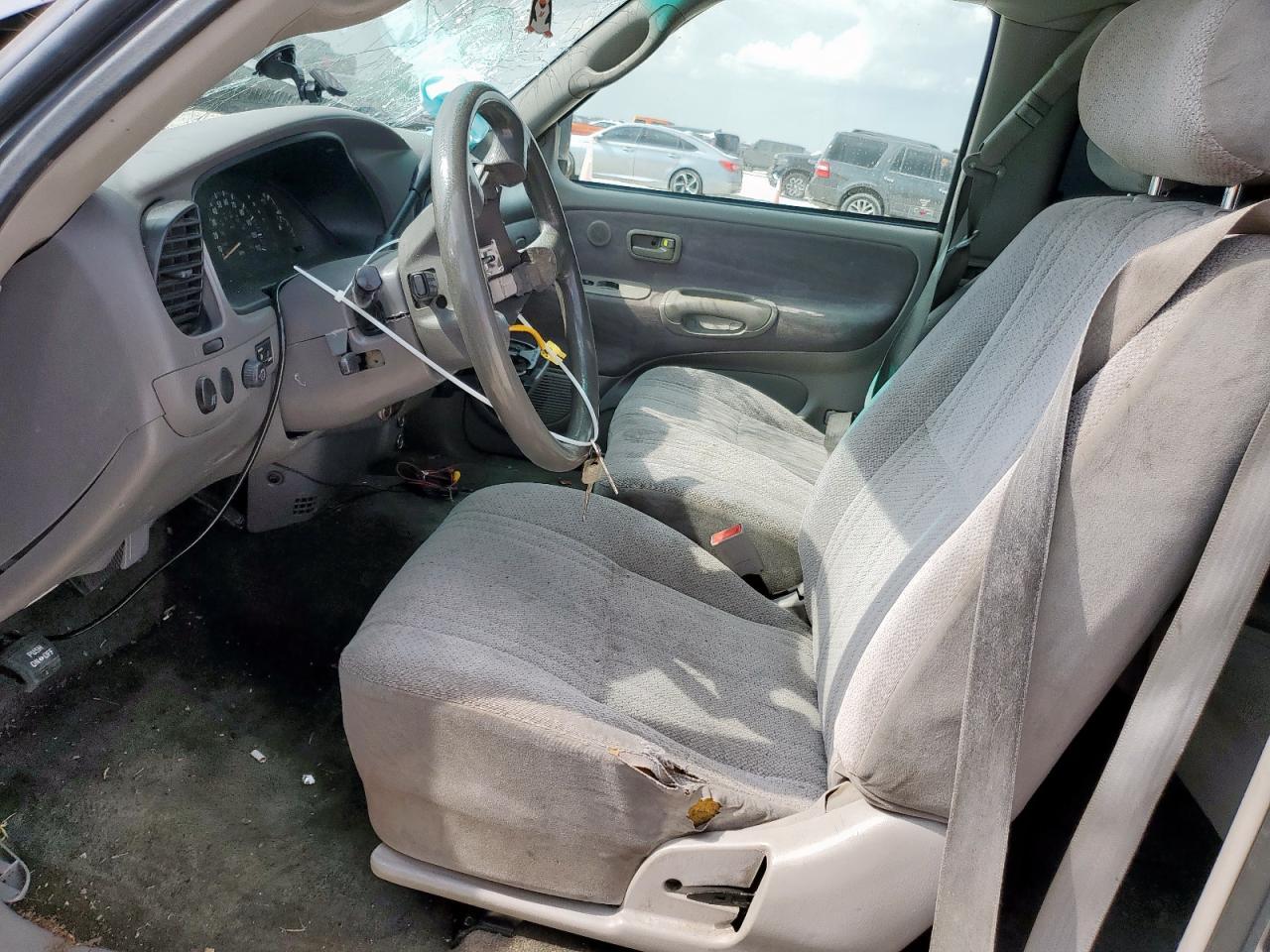 2001 TOYOTA TUNDRA
