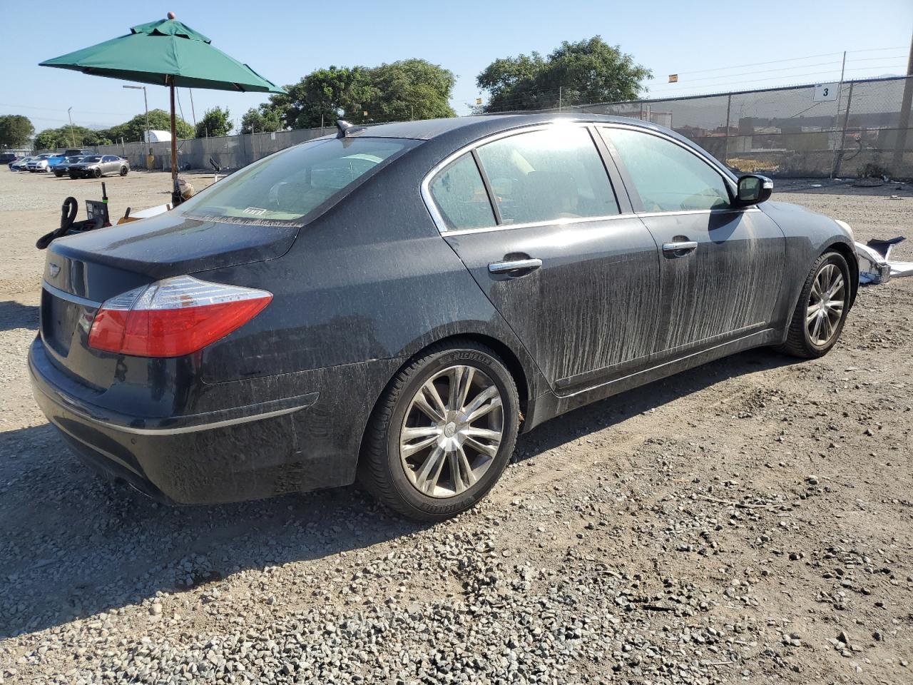 2010 HYUNDAI GENESIS