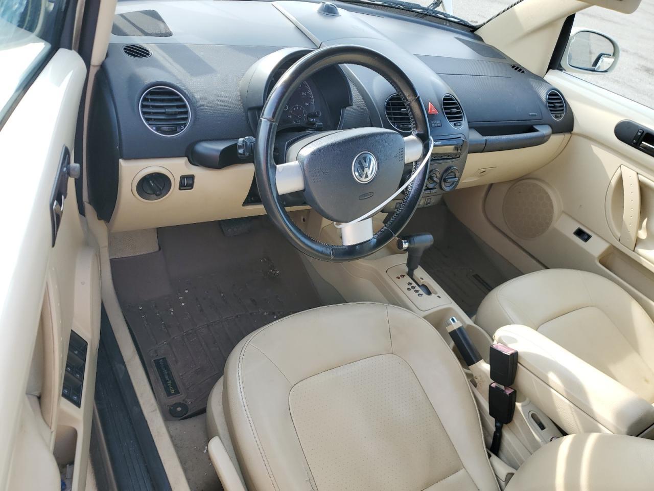 2009 VOLKSWAGEN Beetle