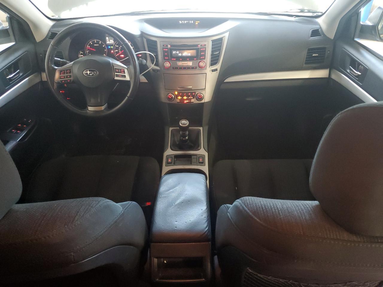 2013 SUBARU Outback