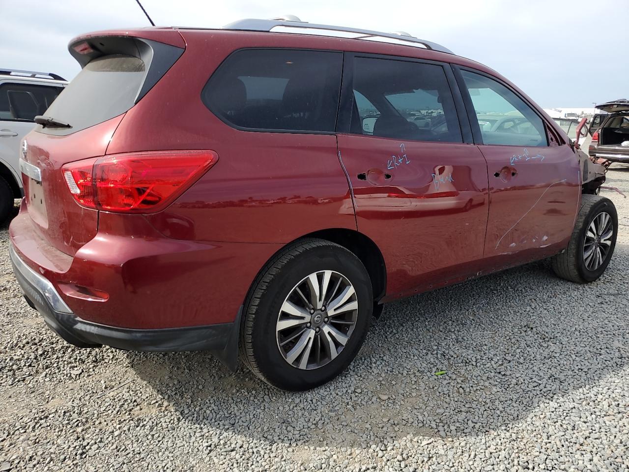 2018 NISSAN PATHFINDER