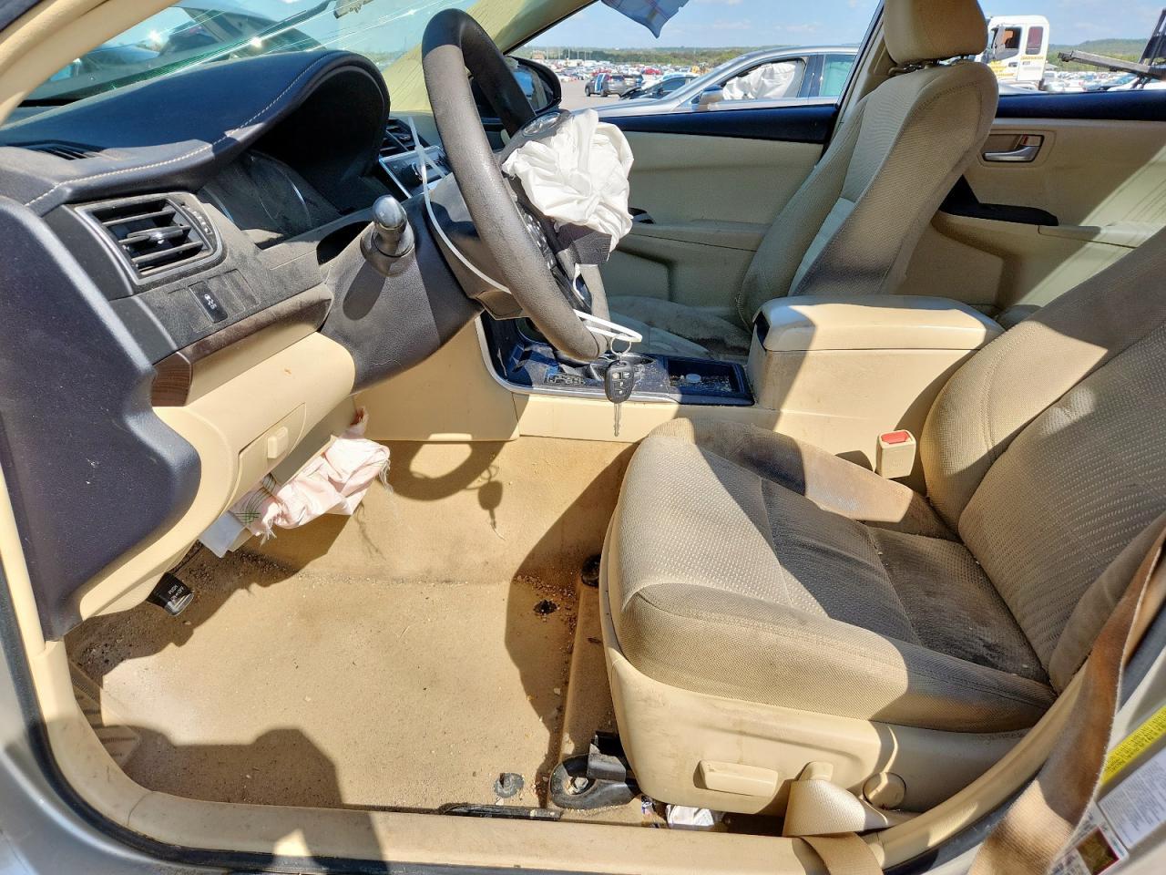 2016 TOYOTA CAMRY