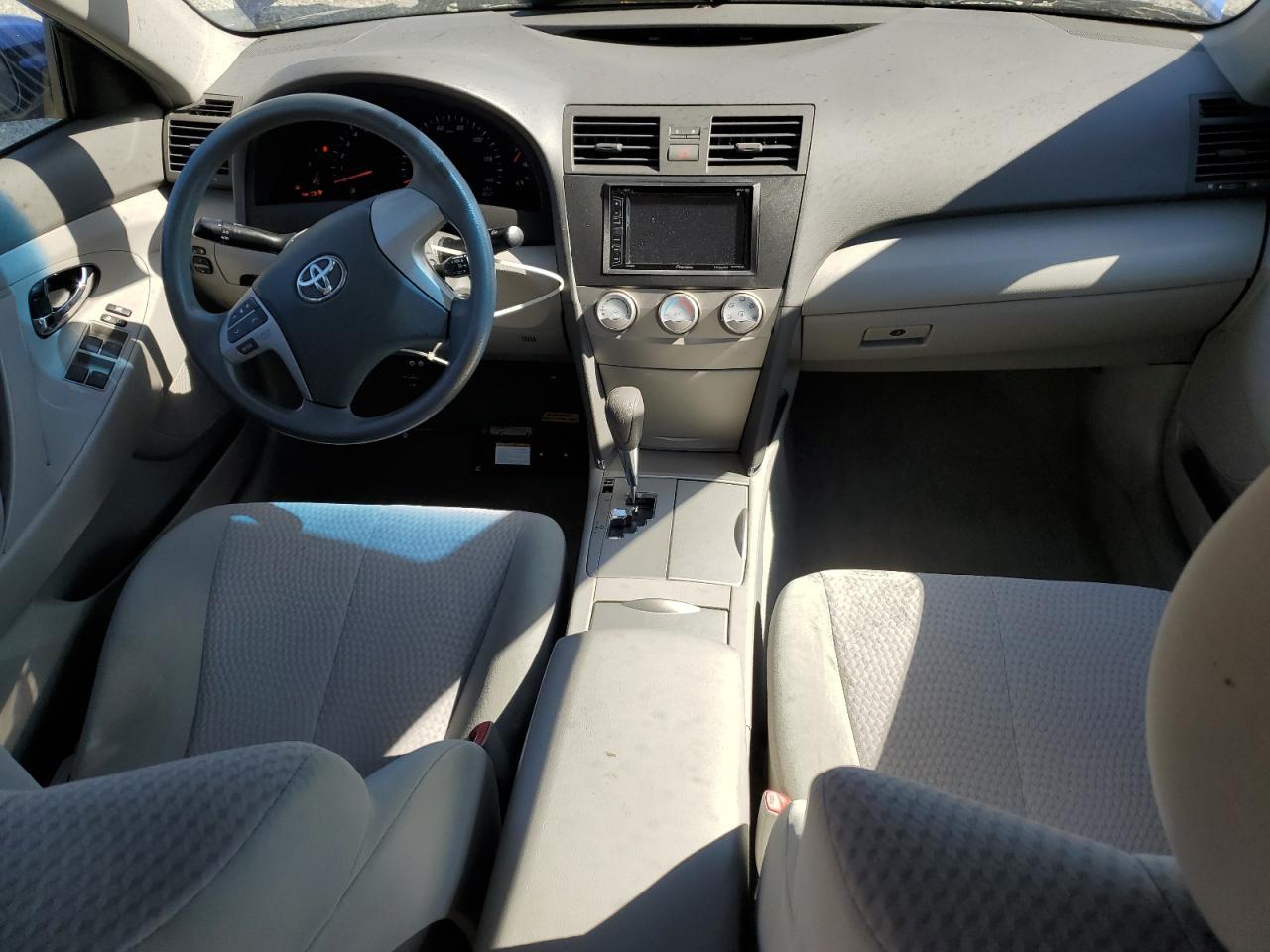 2011 TOYOTA CAMRY
