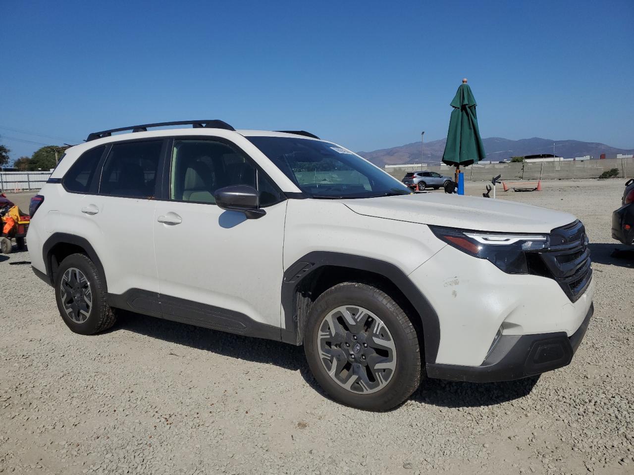 2025 SUBARU FORESTER