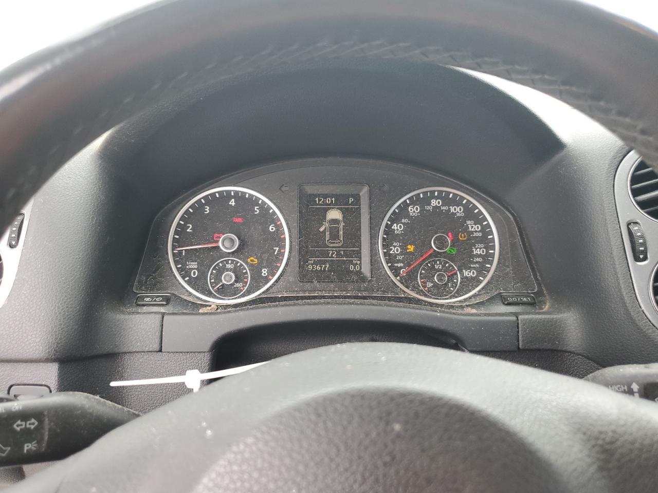 2016 VOLKSWAGEN TIGUAN