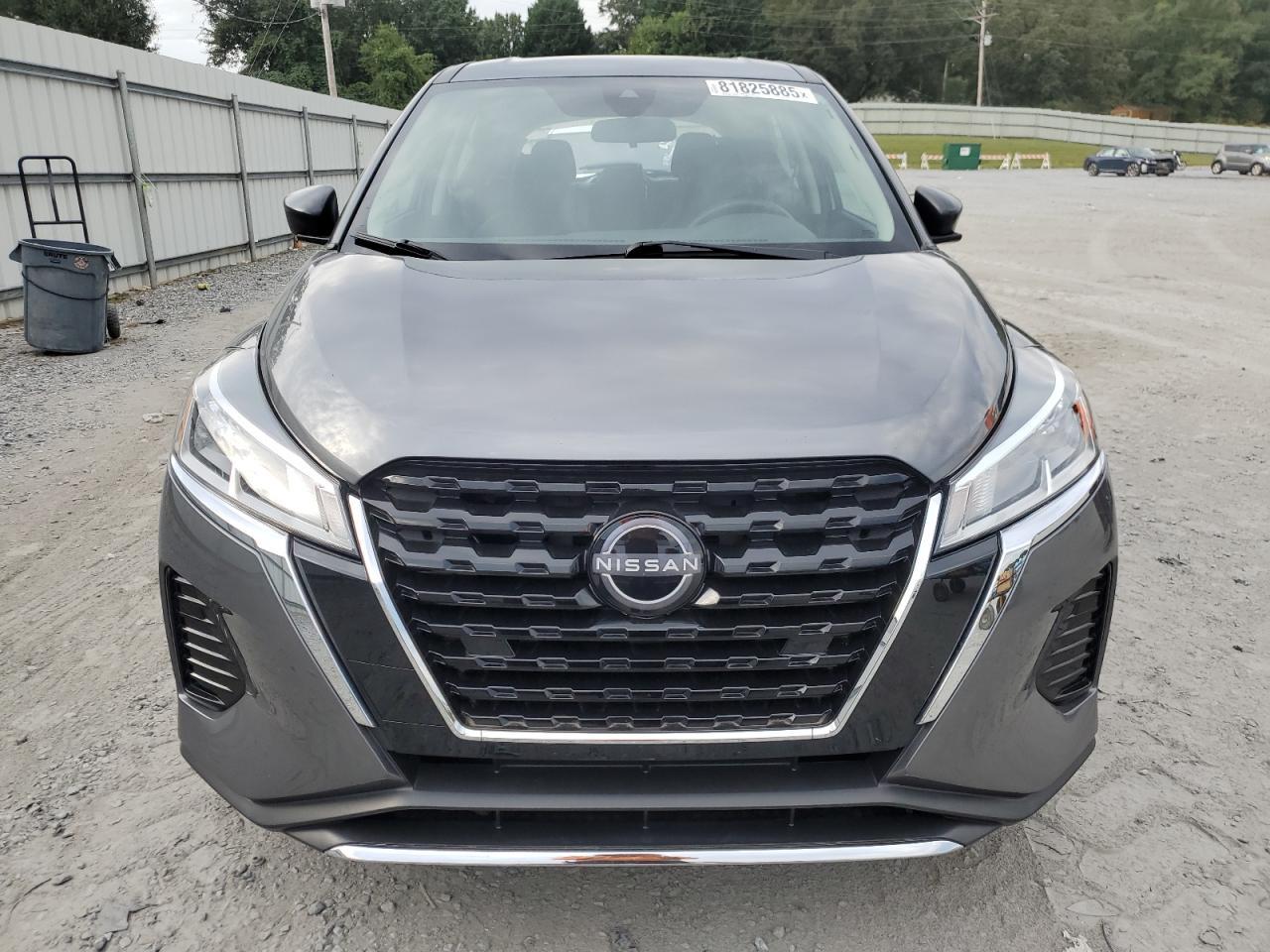 2023 NISSAN KICKS
