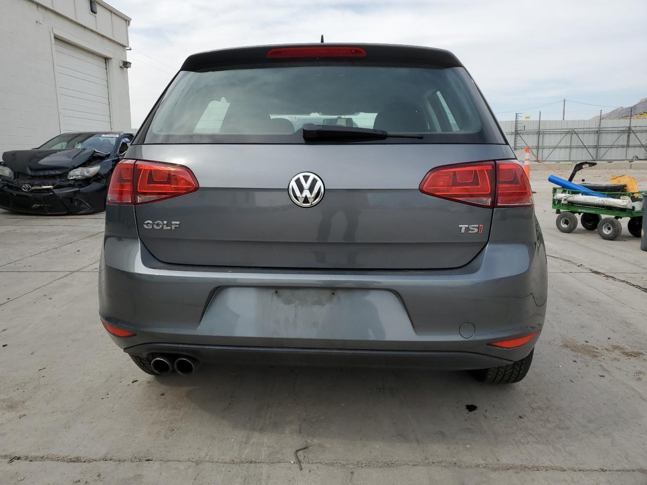 2016 VOLKSWAGEN GOLF