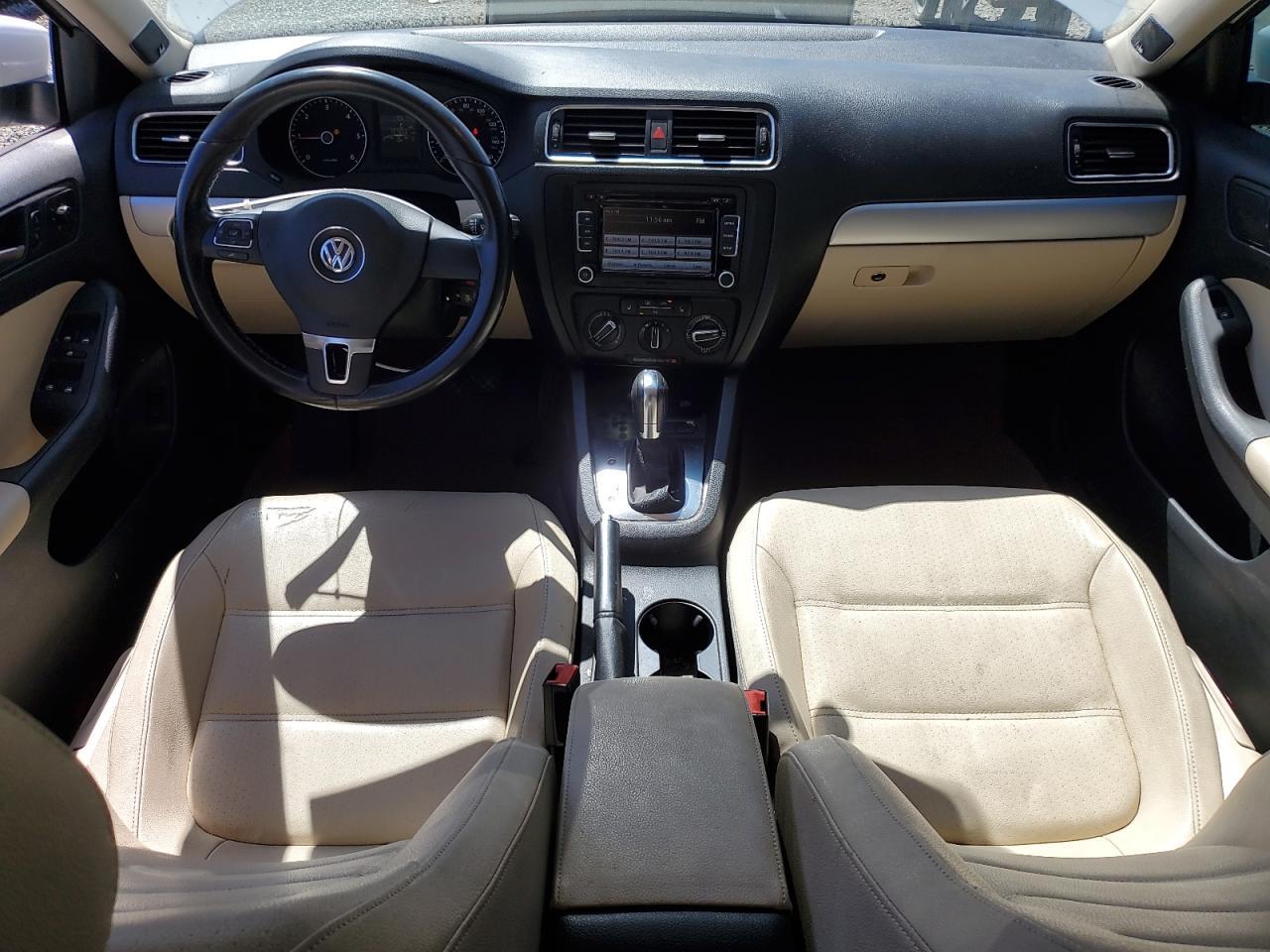 2012 VOLKSWAGEN JETTA