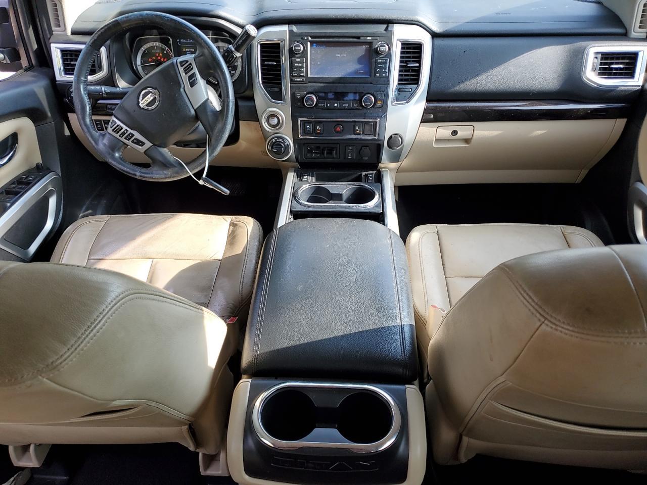 2017 NISSAN Titan