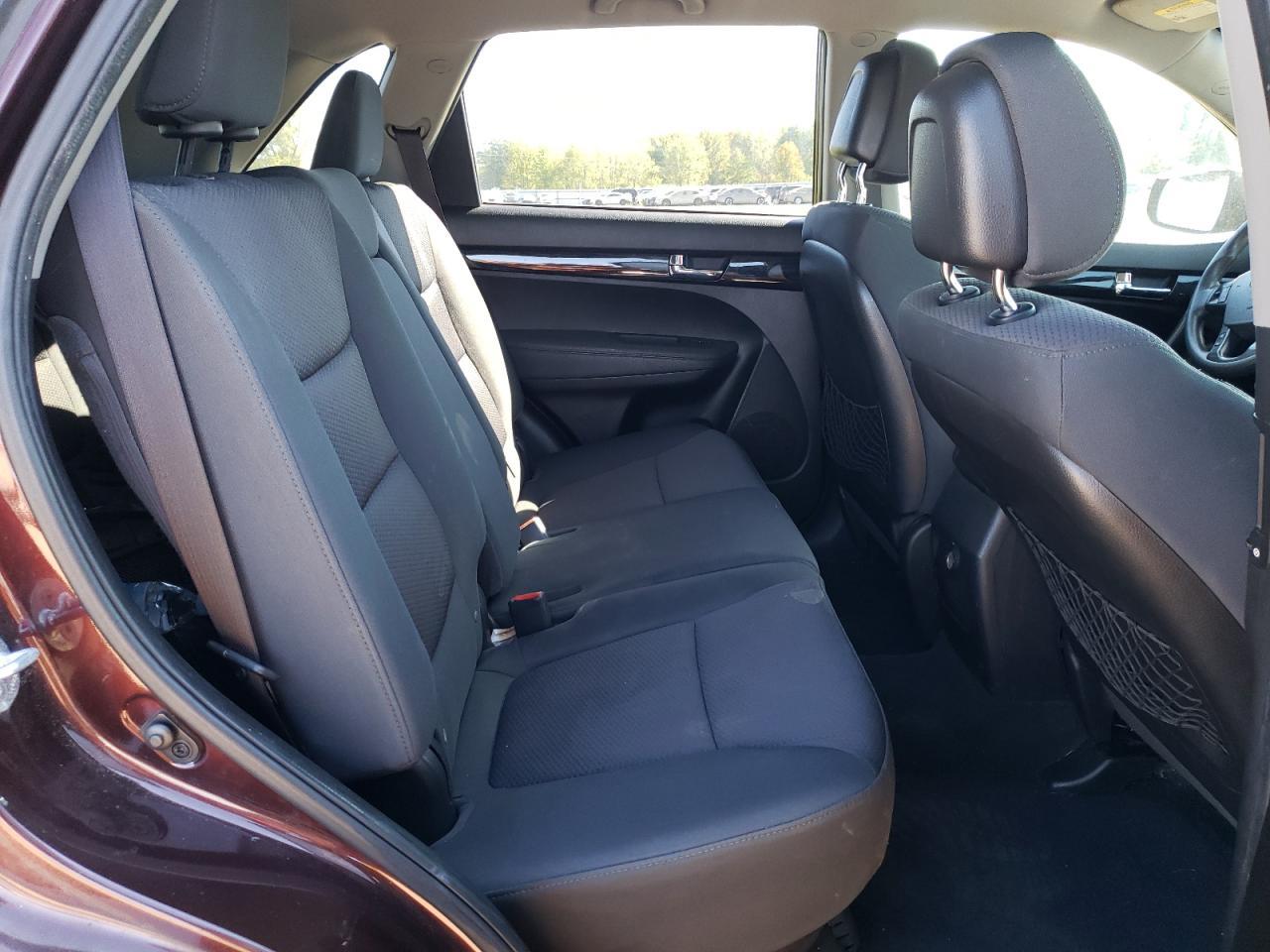 2011 KIA SORENTO