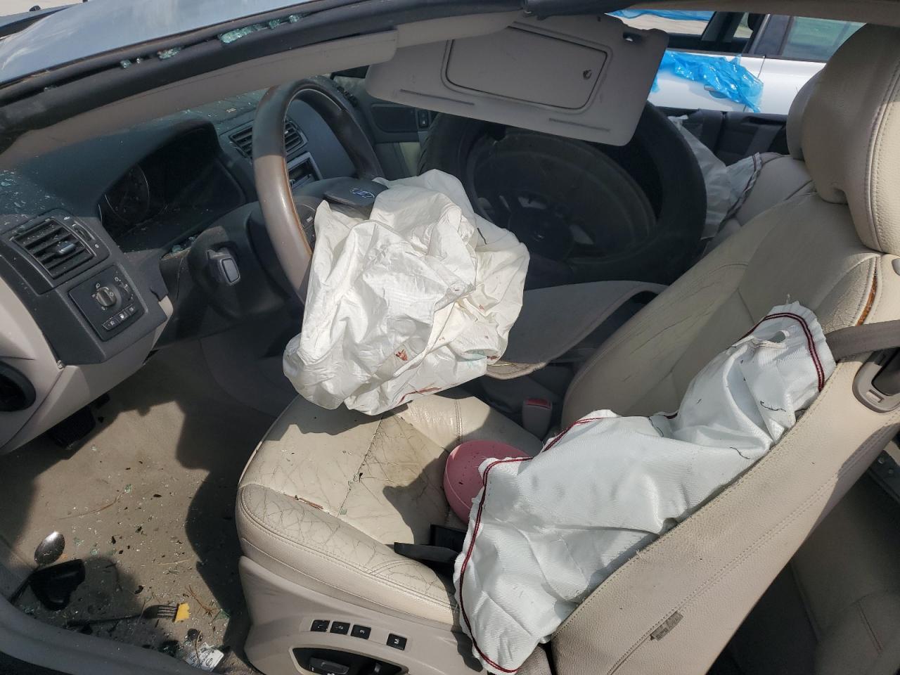 2006 VOLVO C70