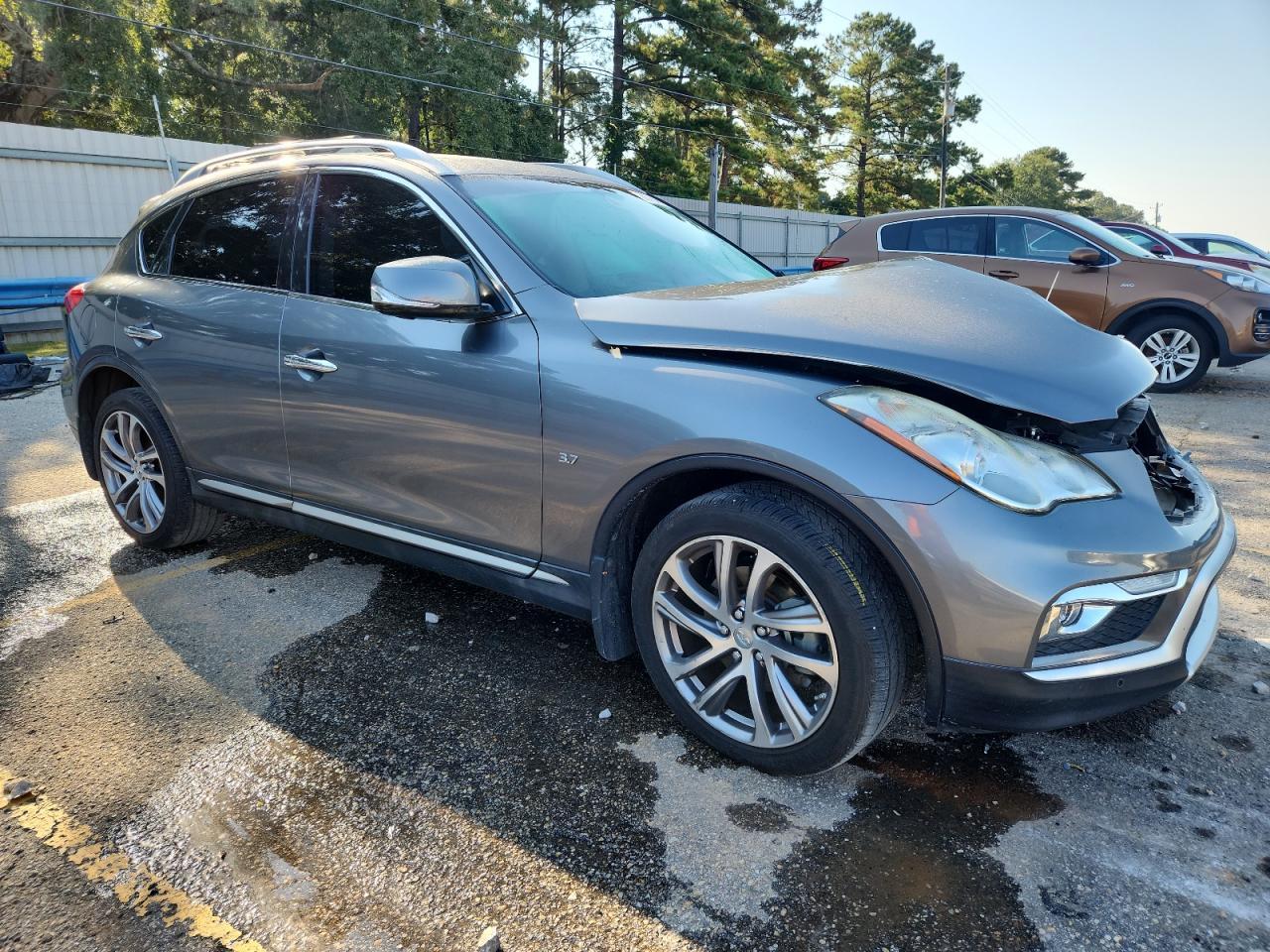 2016 INFINITI QX50