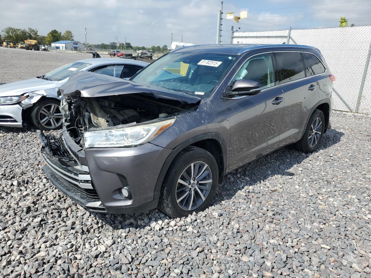 2018 TOYOTA HIGHLANDER