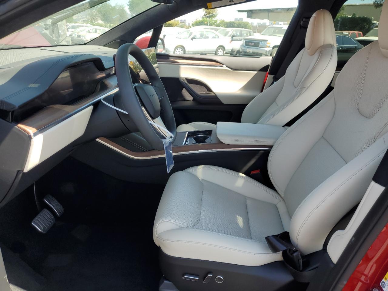 2025 TESLA MODEL X
