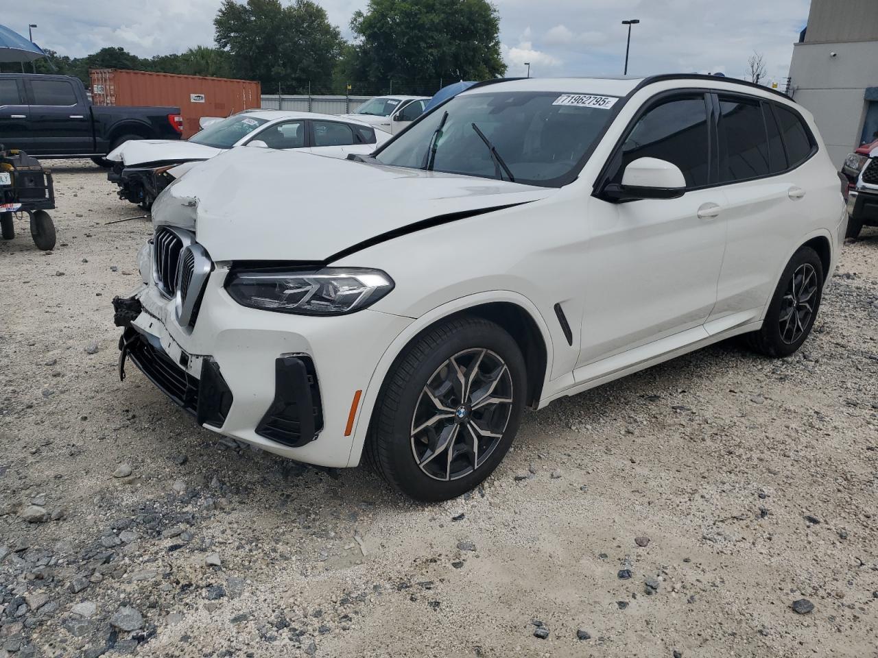 2022 BMW X3