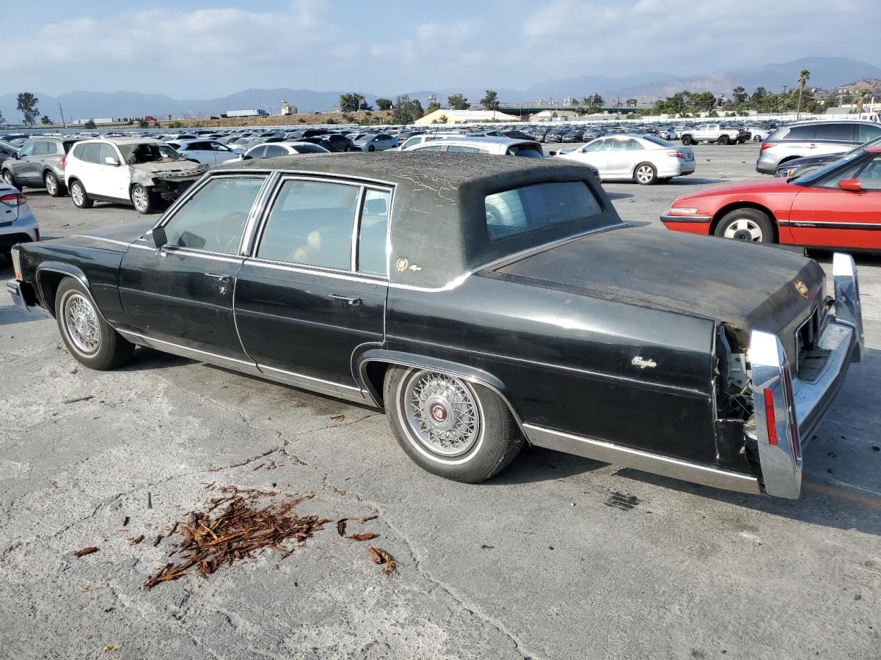 1988 CADILLAC Brougham