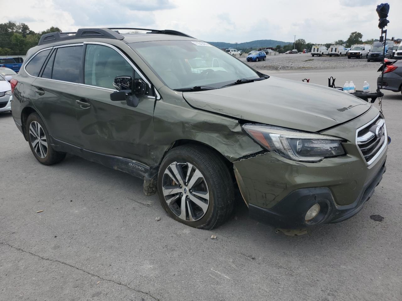 2018 SUBARU Outback