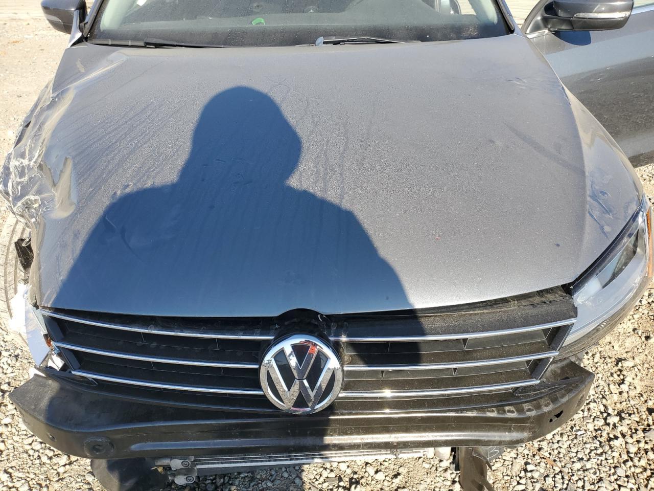 2017 VOLKSWAGEN JETTA