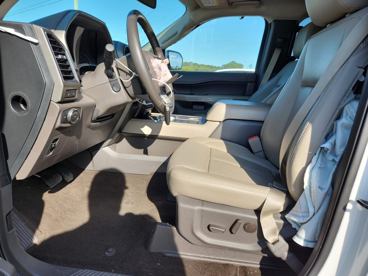 2021 FORD Expedition