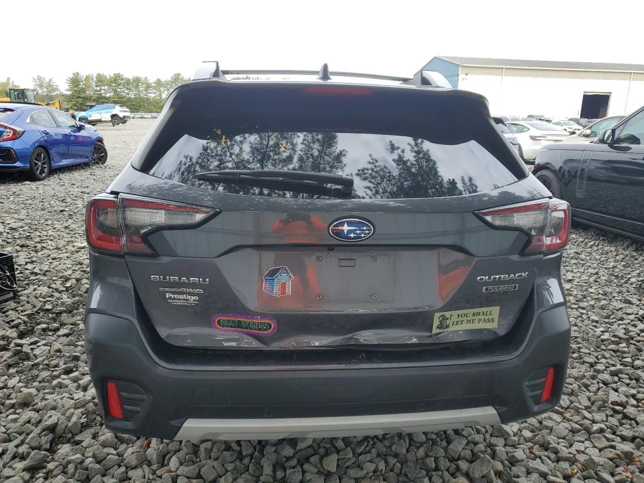 2022 SUBARU Outback