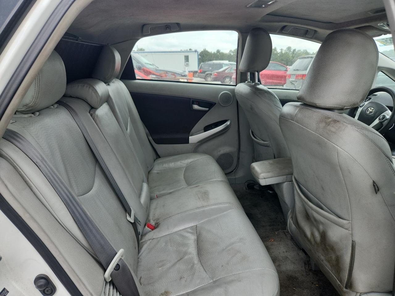 2011 TOYOTA PRIUS