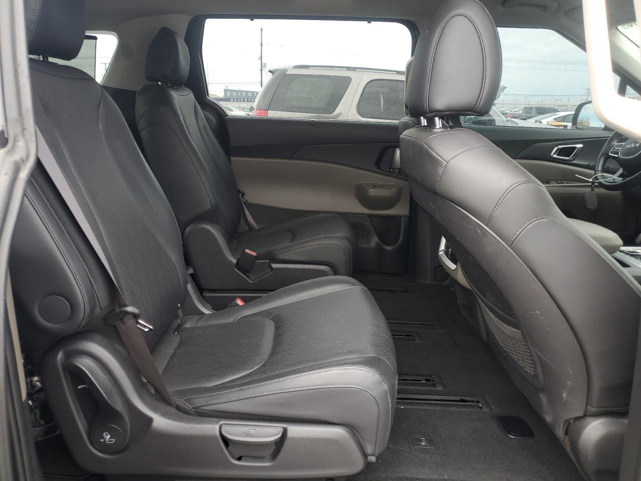 2025 KIA Carnival