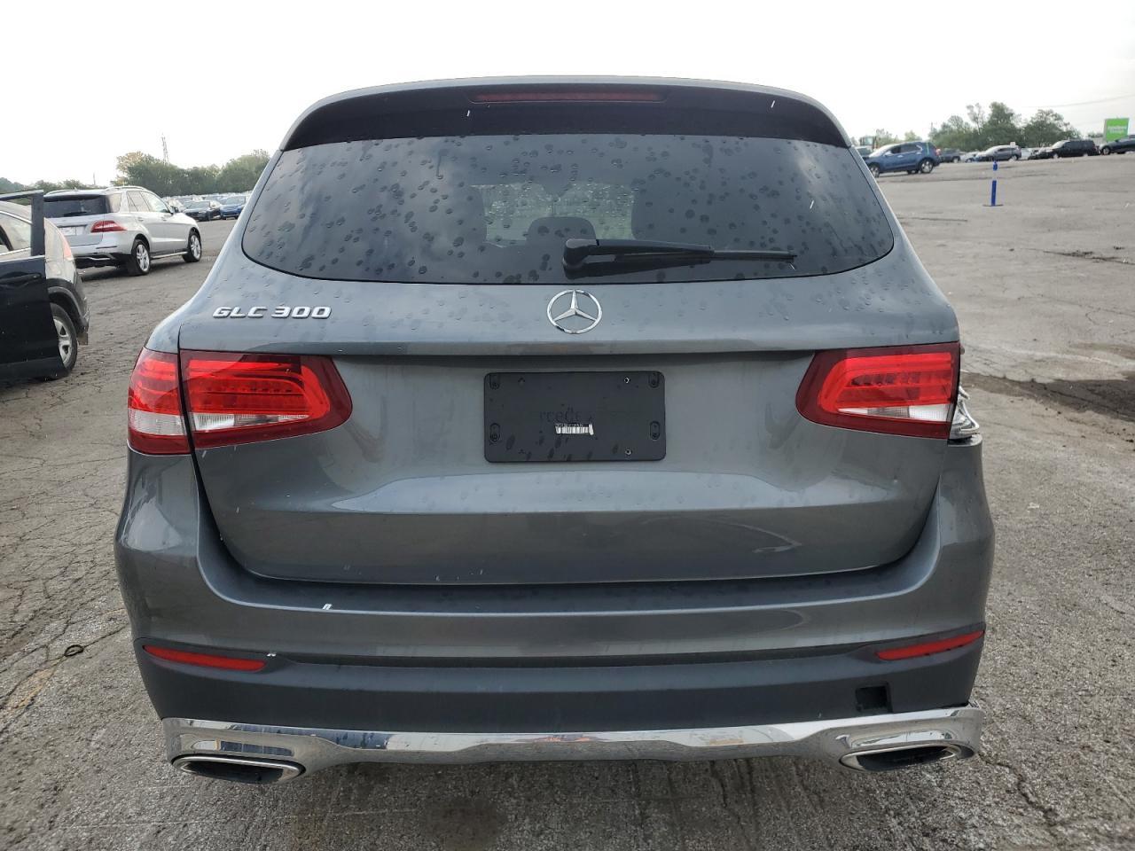 2017 MERCEDES-BENZ GLC-Class