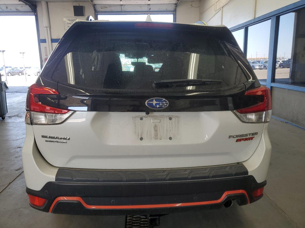 2021 SUBARU FORESTER