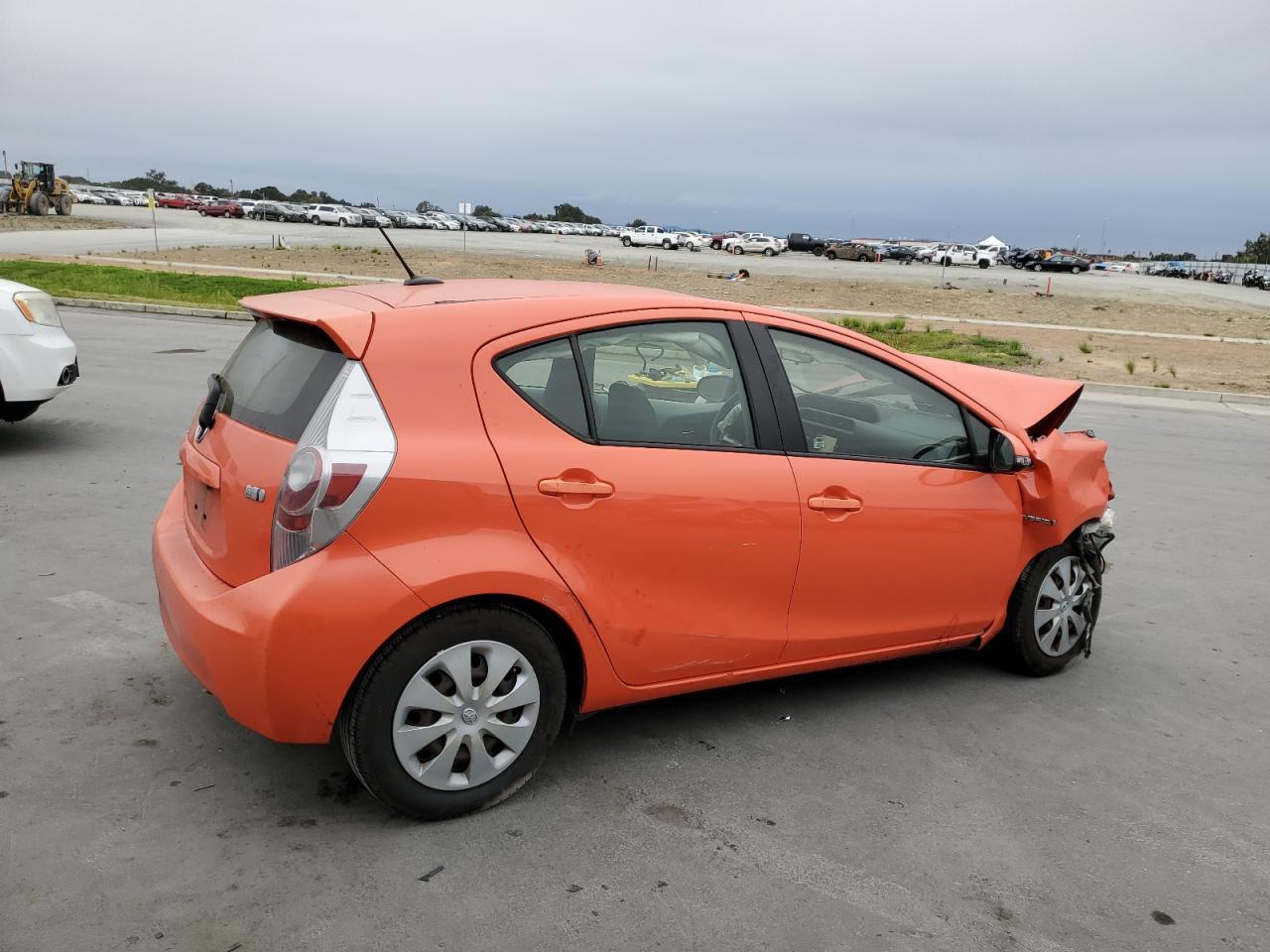 2013 TOYOTA Prius c