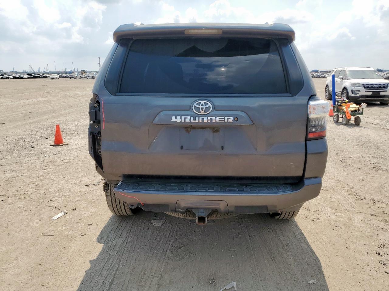 2016 TOYOTA 4Runner