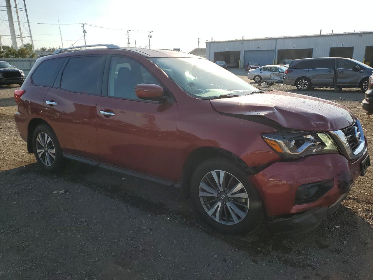 2017 NISSAN PATHFINDER