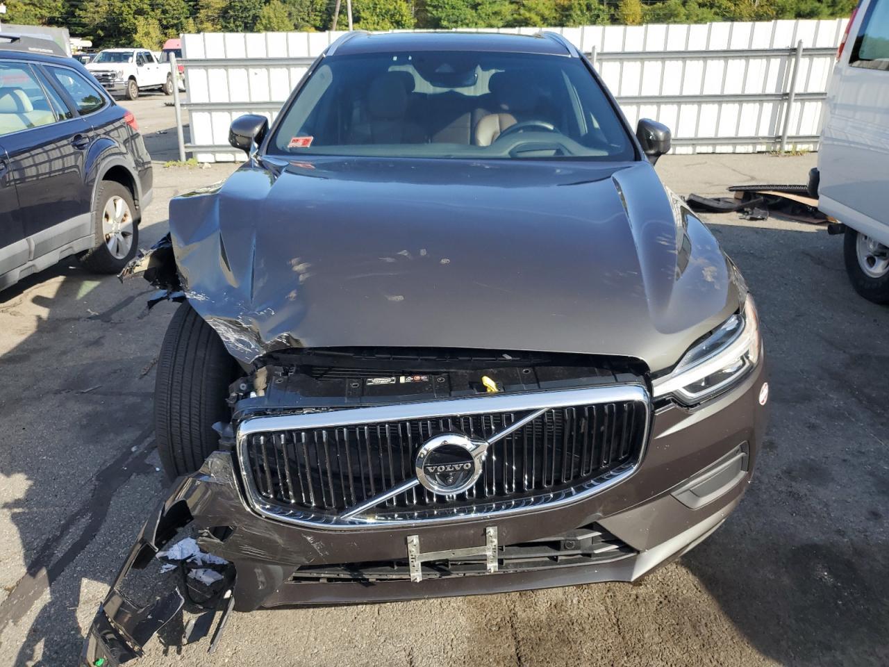 2021 VOLVO XC60