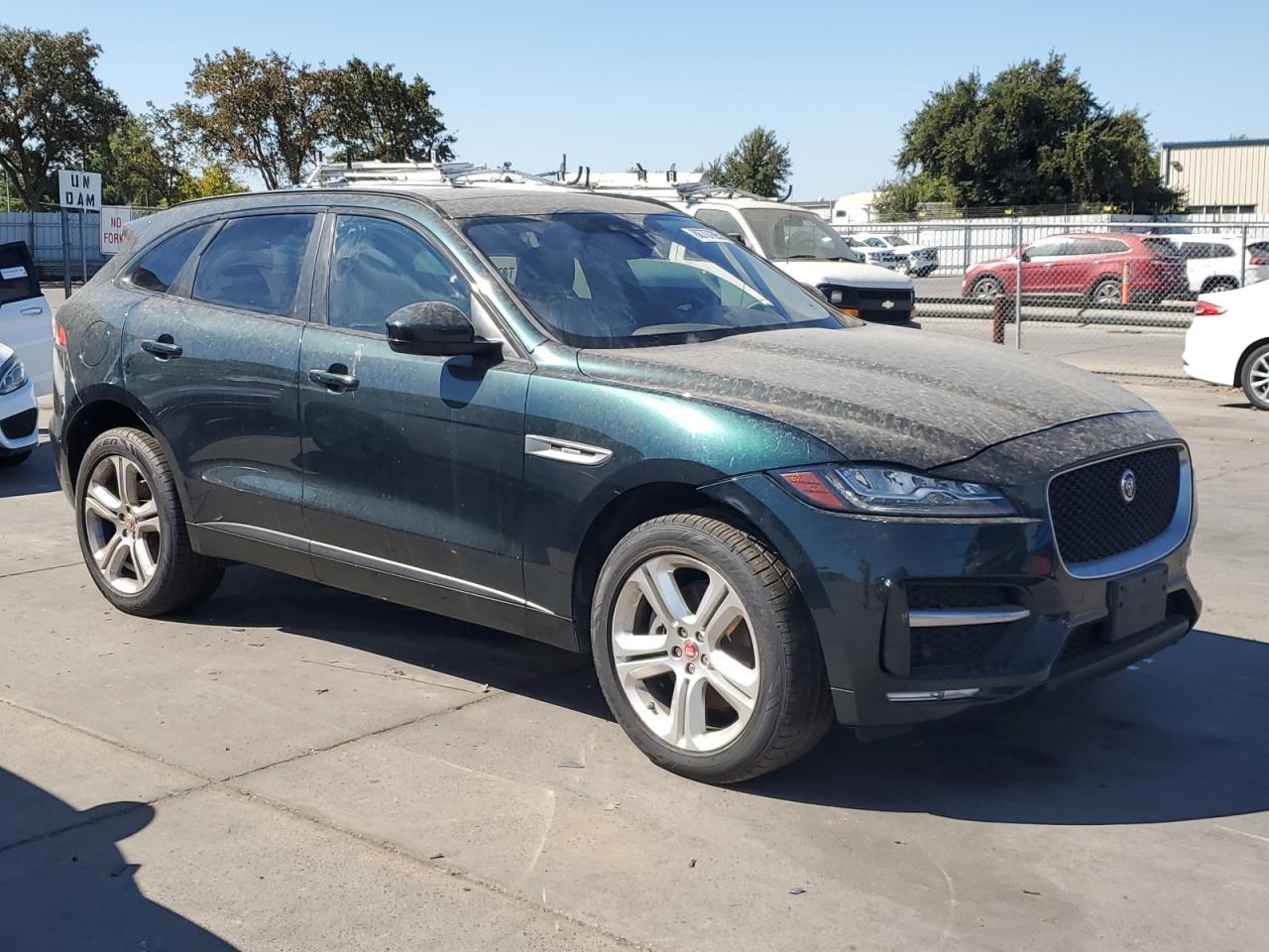 2017 JAGUAR F-Pace