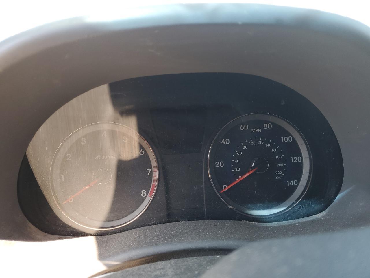 2012 HYUNDAI ACCENT