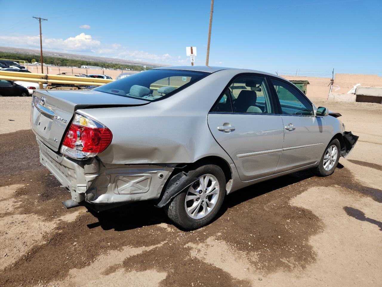 2005 TOYOTA CAMRY