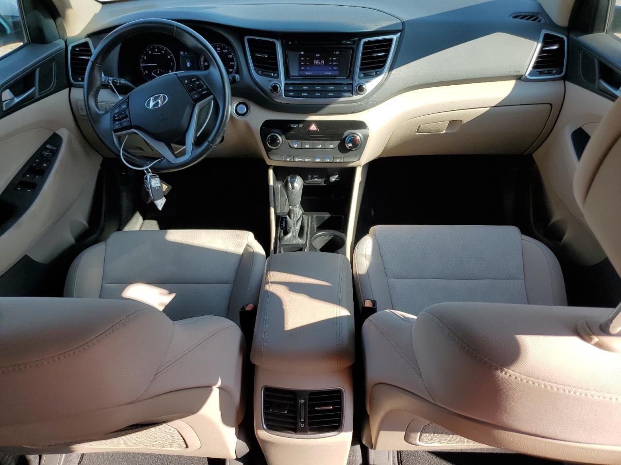 2017 HYUNDAI TUCSON