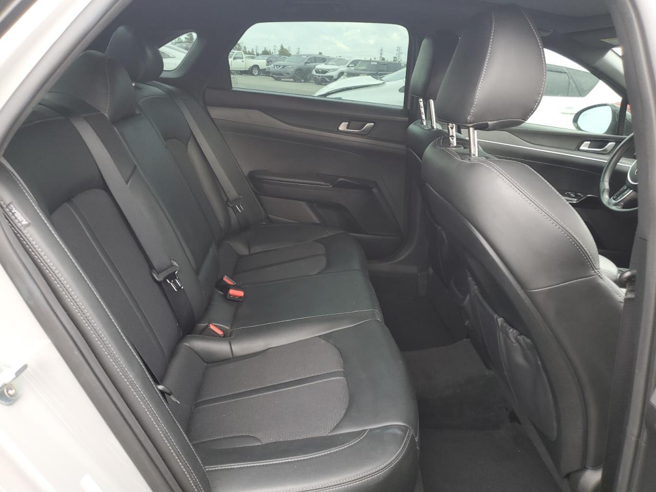 2021 KIA K5