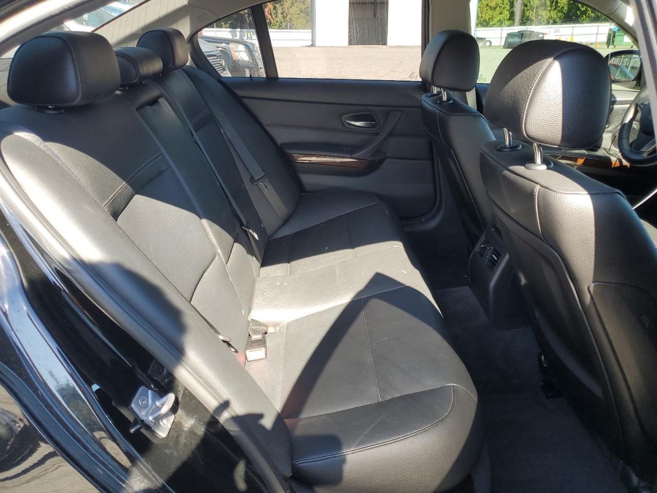 2011 BMW 3 SERIES