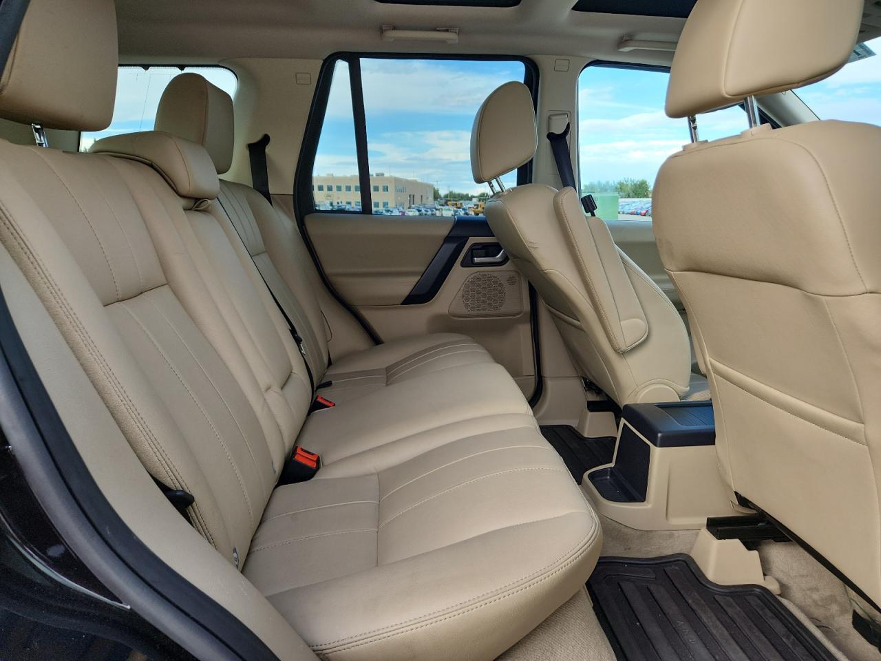 2015 LAND ROVER LR2