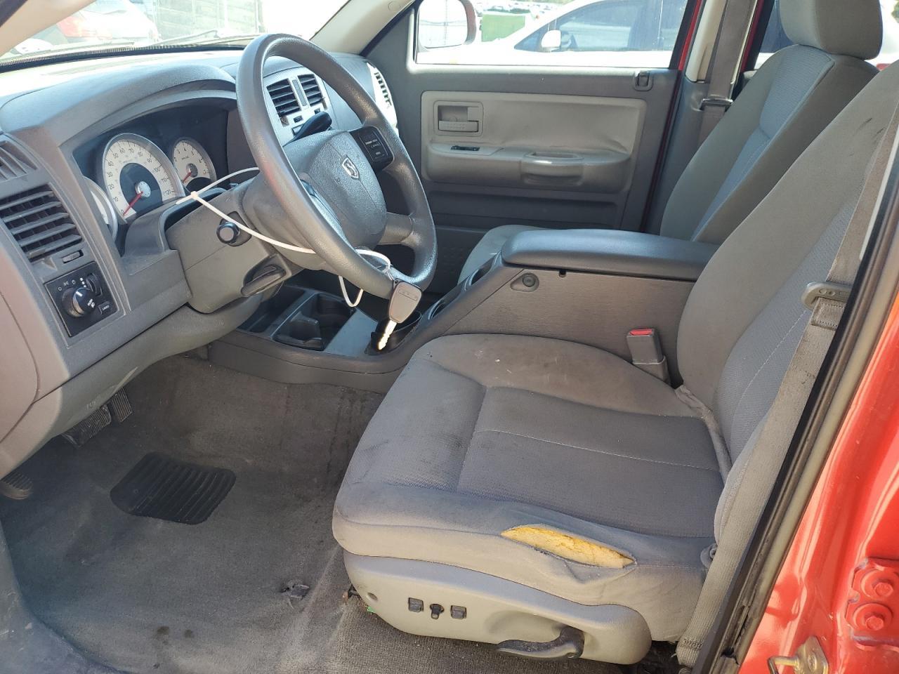 2006 DODGE Dakota