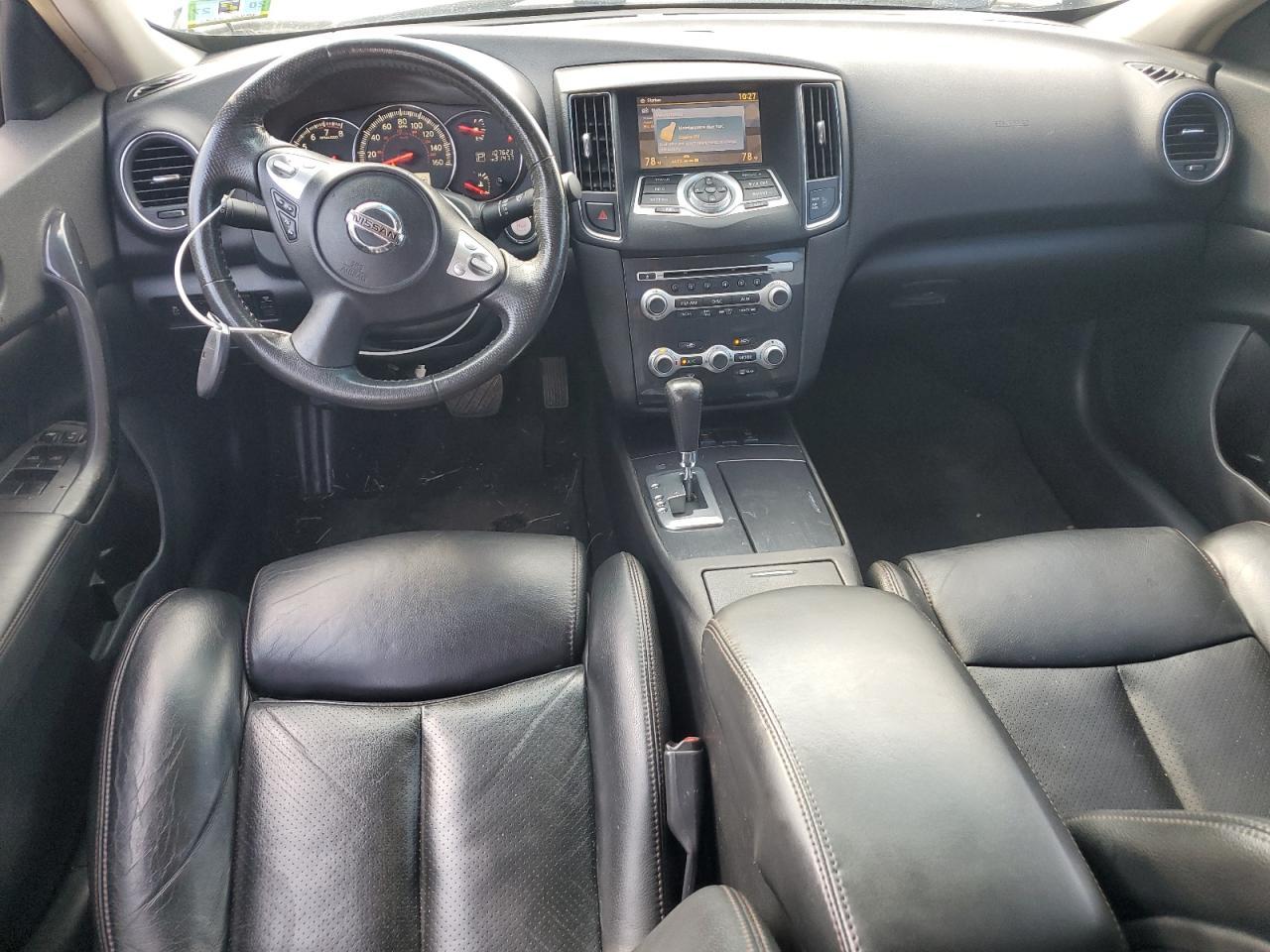 2014 NISSAN Maxima