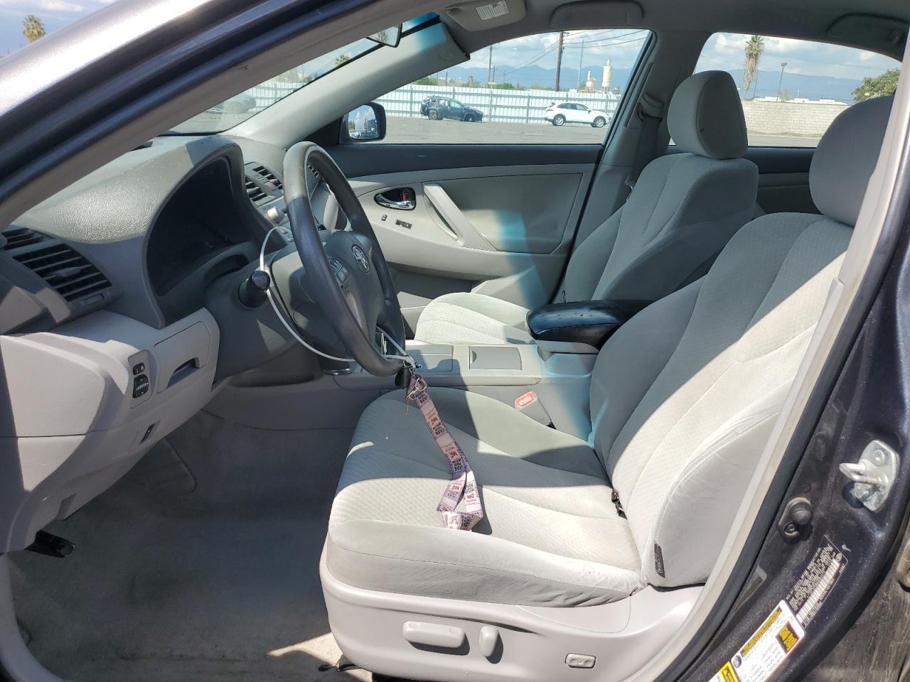 2010 TOYOTA CAMRY