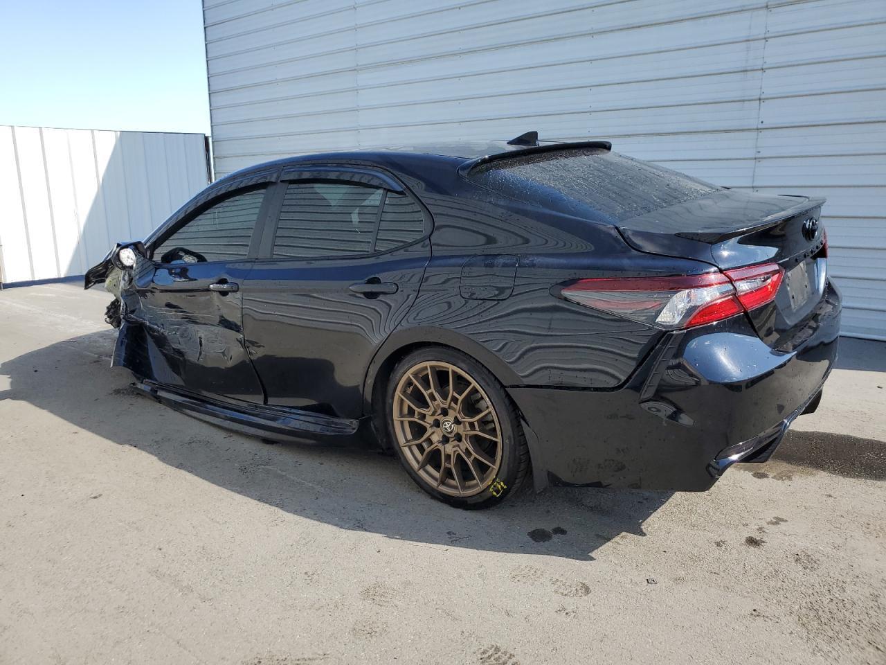 2024 TOYOTA CAMRY