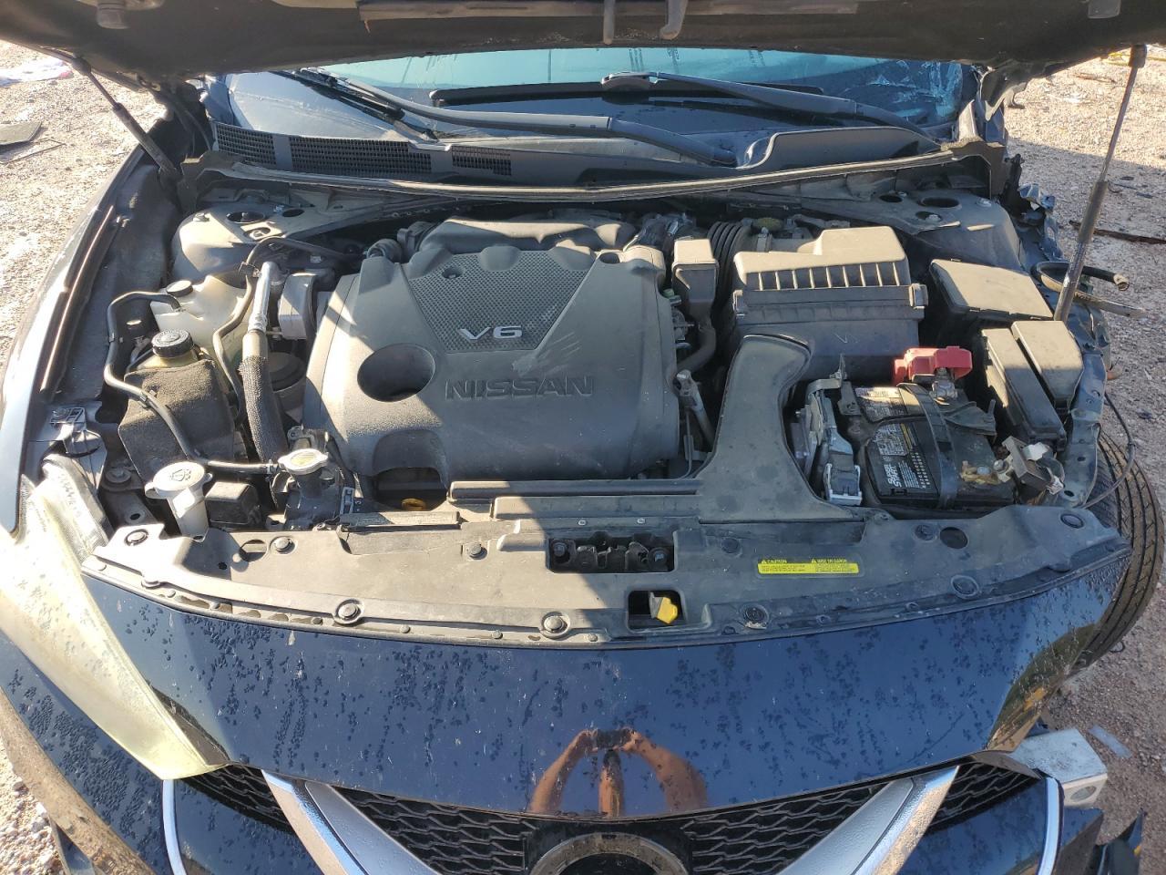 2017 NISSAN Maxima