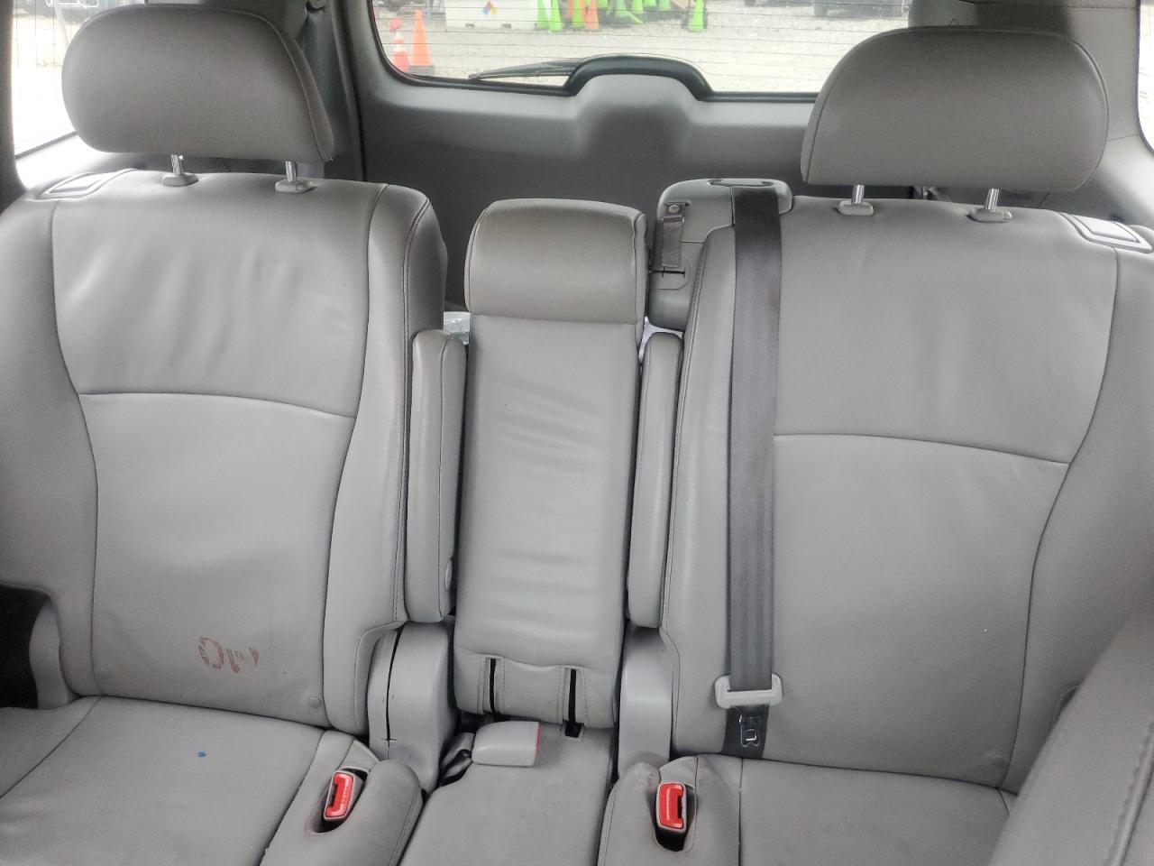 2012 TOYOTA HIGHLANDER