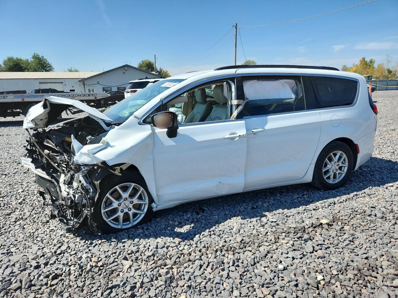 2021 CHRYSLER Voyager