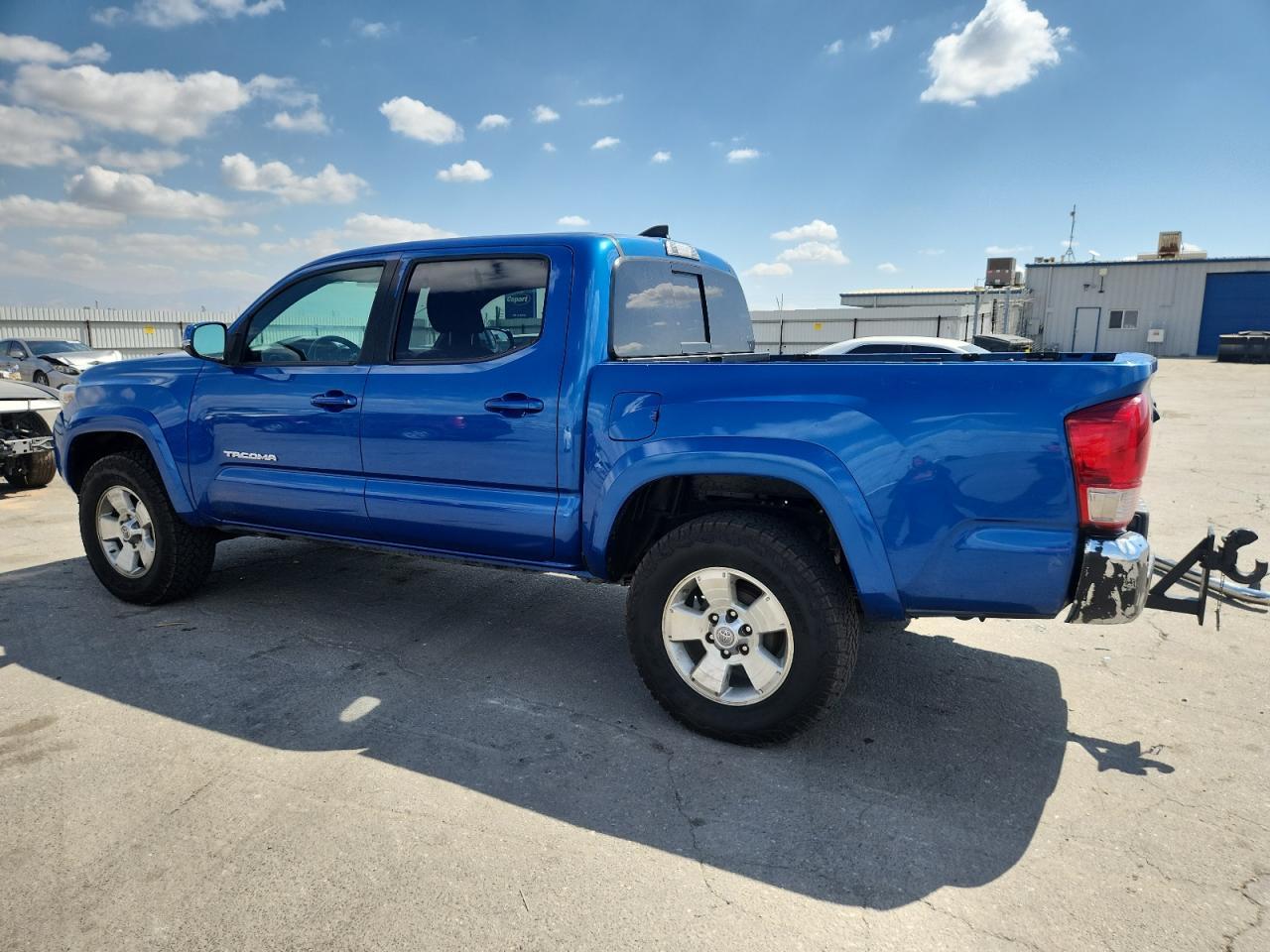 2017 TOYOTA TACOMA